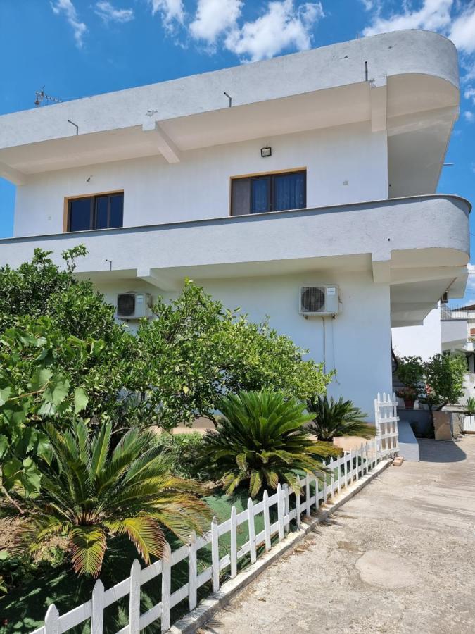 Guest House Vila Elezi Durres Luaran gambar