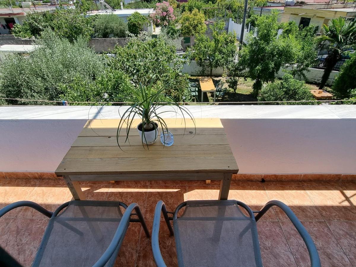 Guest House Vila Elezi Durres Luaran gambar